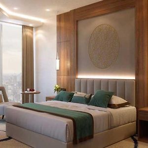 Hotel Rosewood Suites Near Delhi Airport